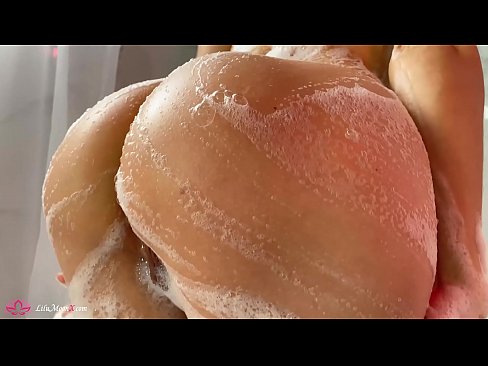 ❤️ Si rambut coklat Melancap Faraj dengan Vibrator hingga Orgasme Intens dalam Mandi ☑ Video dubur pada kami ️❤